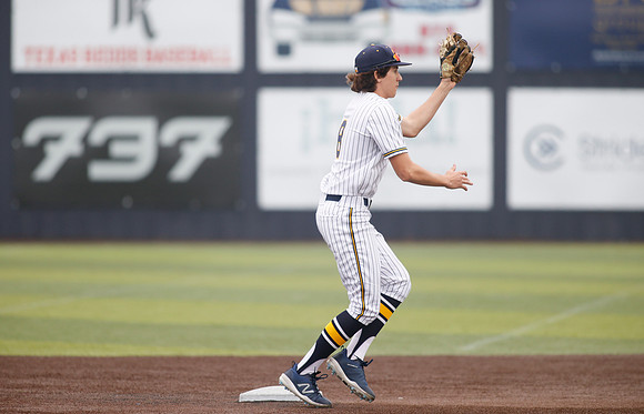 00282hp baseball vs keller 0308263